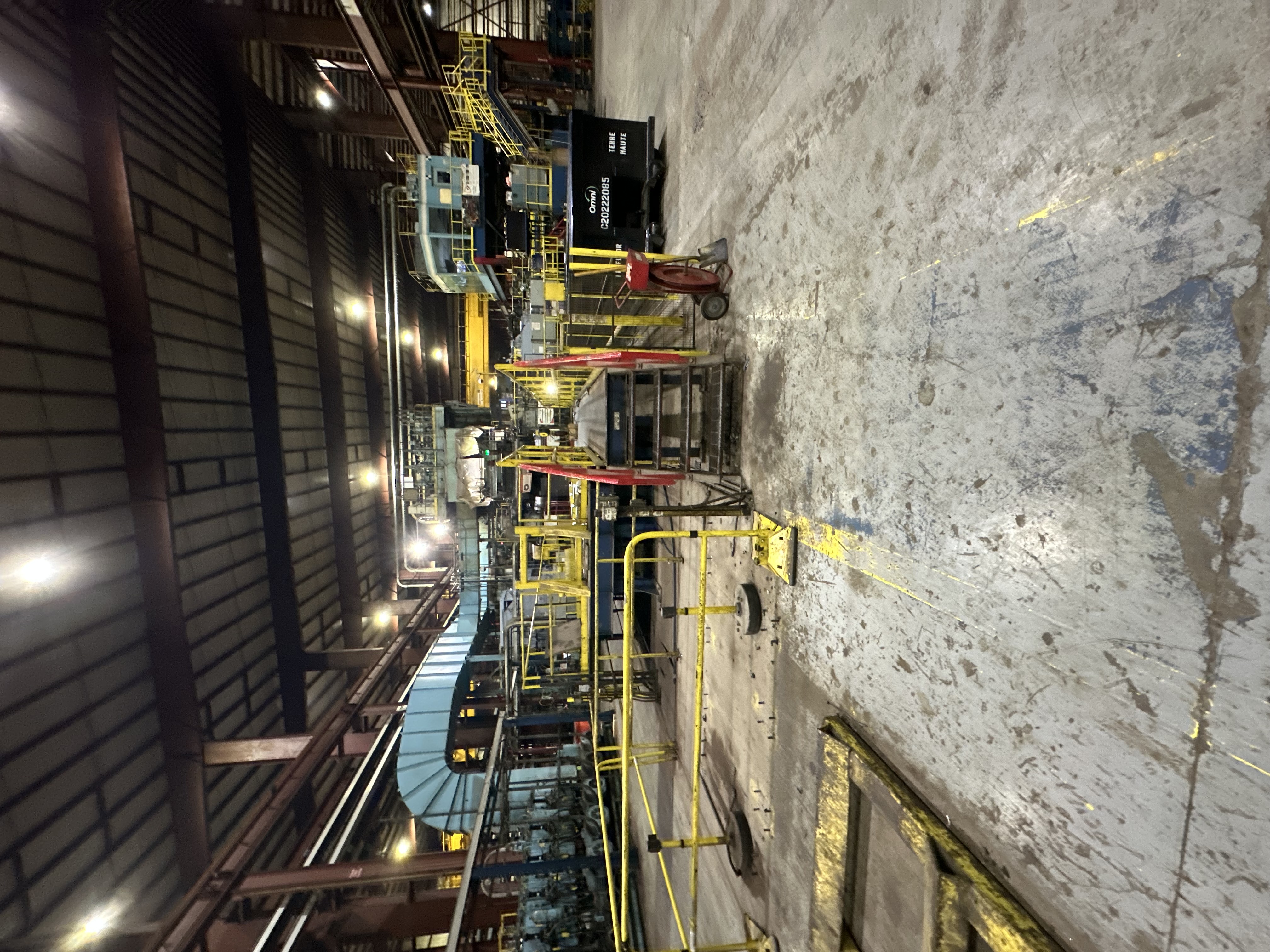 Reversing mill machinery